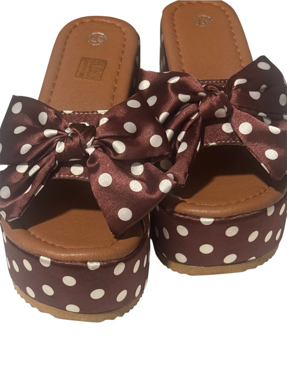 SHEIN Maroon Polka Dot Bow Platform Wedges NIP Size 37 (US 7)